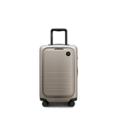 Carry-On Pro